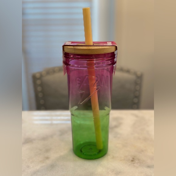 WAWA limited edition The Mermaid Reusable Tumbler / Mug - 24oz - Picture 3 of 8